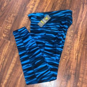 OLD NAVY ACTIVE LEGGINGS, size small, blue and black, interior pocket